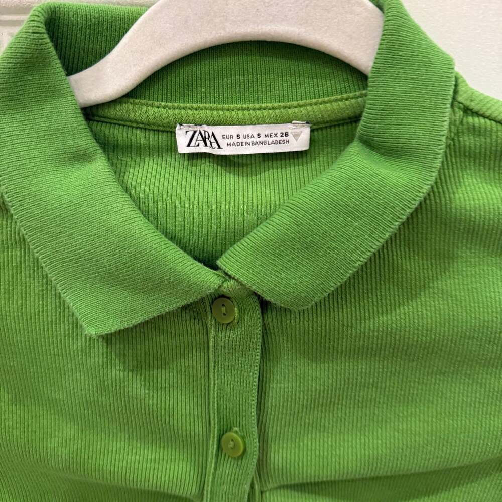 Zara Green Ribbed Ruched Polo Top - Picture 3 of 4